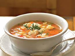 Zupa rybna – sprawdź Ile kalorii w 100 gr + dietetyczny przepis