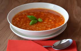 Zupa z soczewicy– sprawdź Ile kalorii w 100 gr + dietetyczny przepis